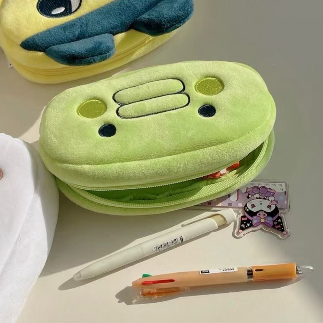 Astuccio Peluche Tamagotchi Ca - Pencil Case Large recensione e prezzo